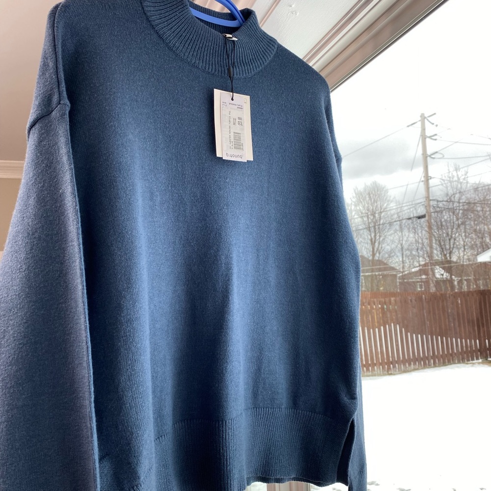 Sz M ⭐️NWT  B Young Blue Mock Neck Pullover Sweater PTP 19”
